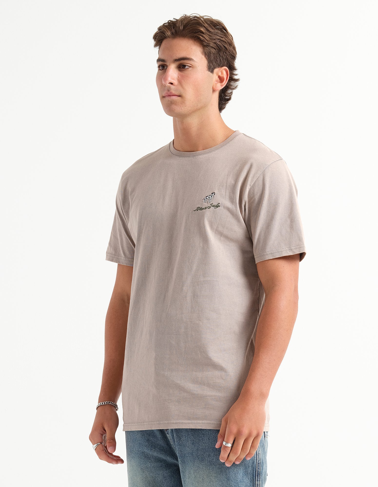 THE SIGNATURE 235GSM T-SHIRT