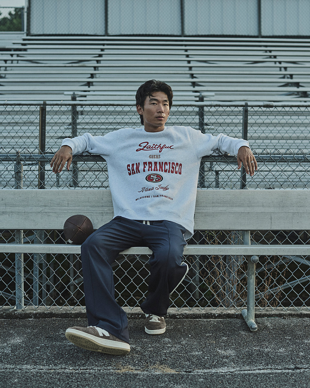 NFL SAN FRANCISCO 49ERS OFFICIAL COLLABORATION CREW SWEATER - MENS