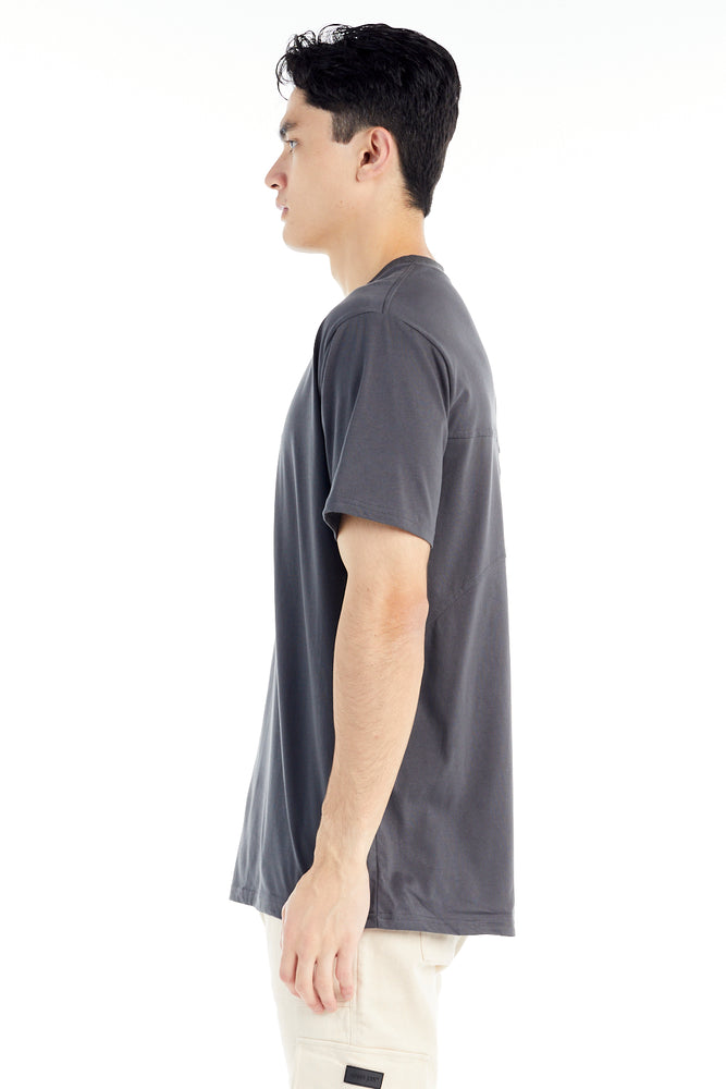 THE MAIN T-SHIRT