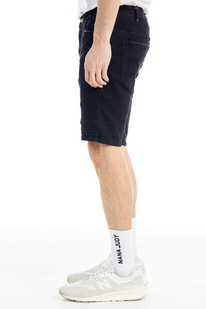 THE MAVERICK SHORT