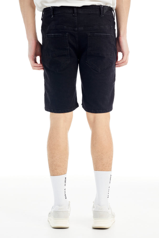 THE MAVERICK SHORT