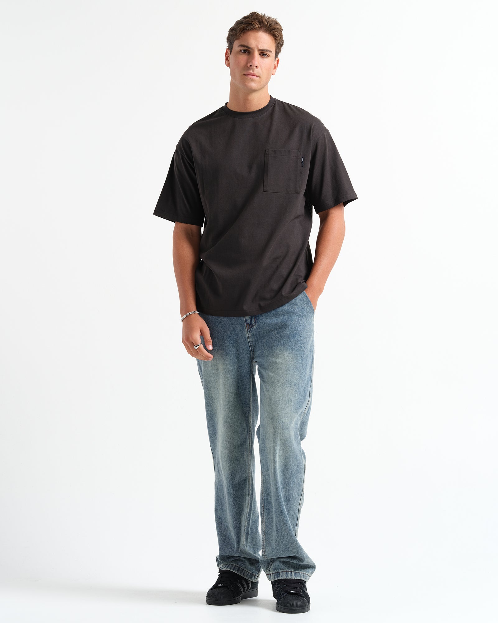 THE ASCOTT 235GSM T-SHIRT