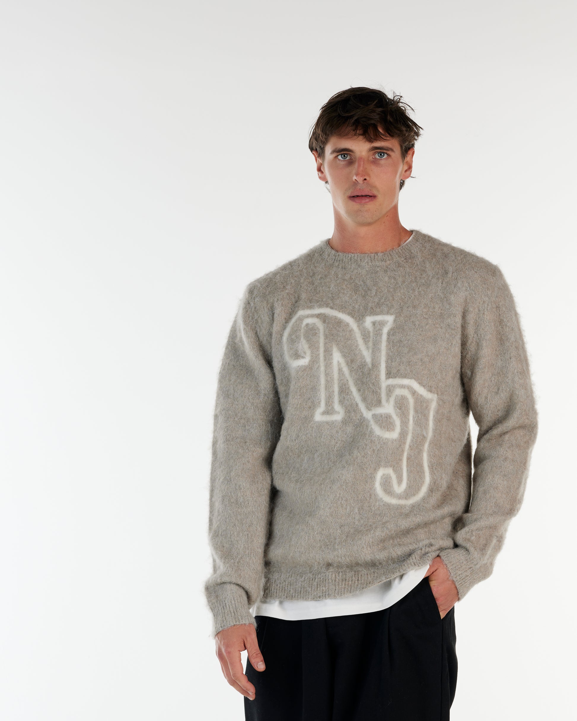 THE ARCHER KNITTED CREW