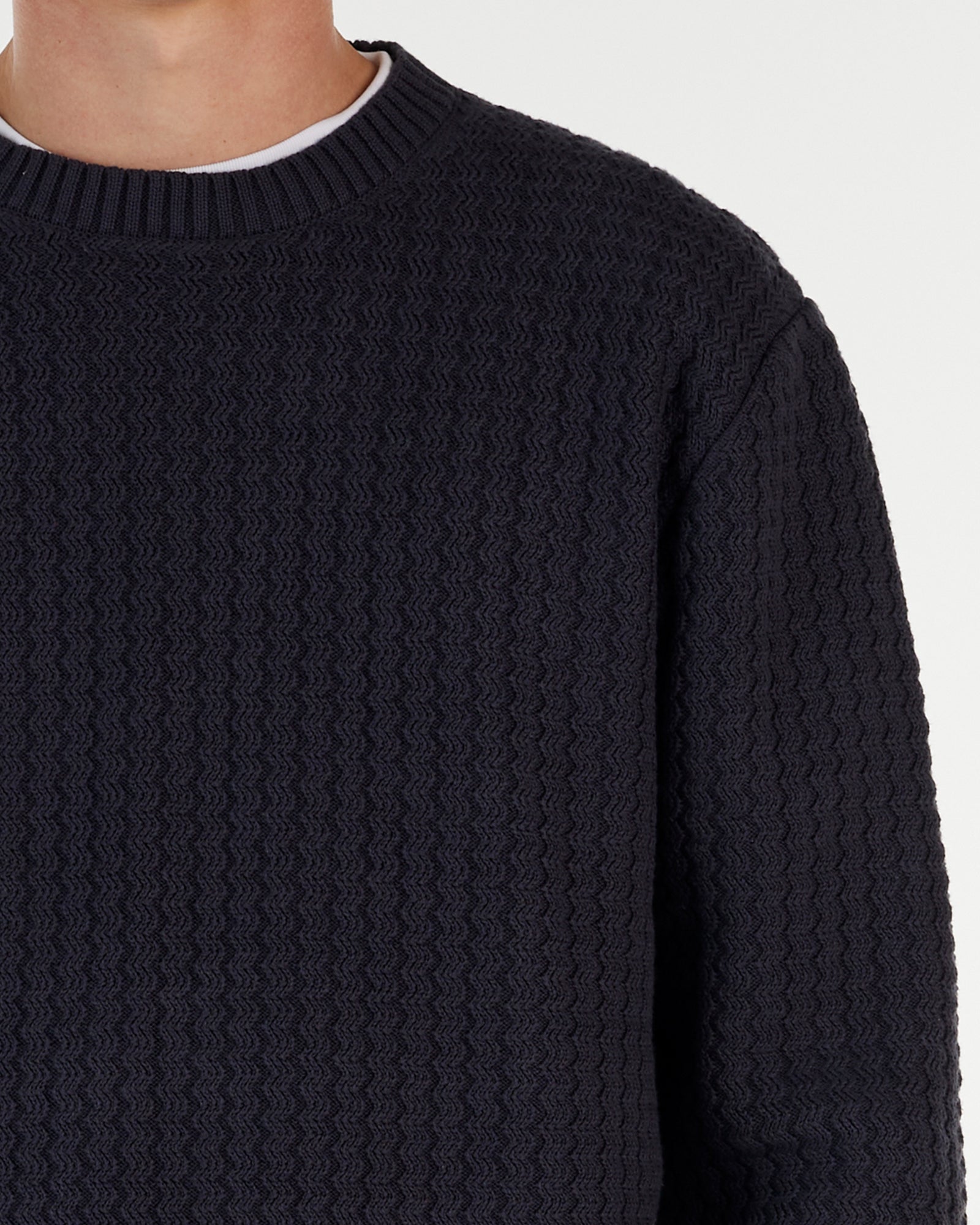 THE ACE KNITTED CREW