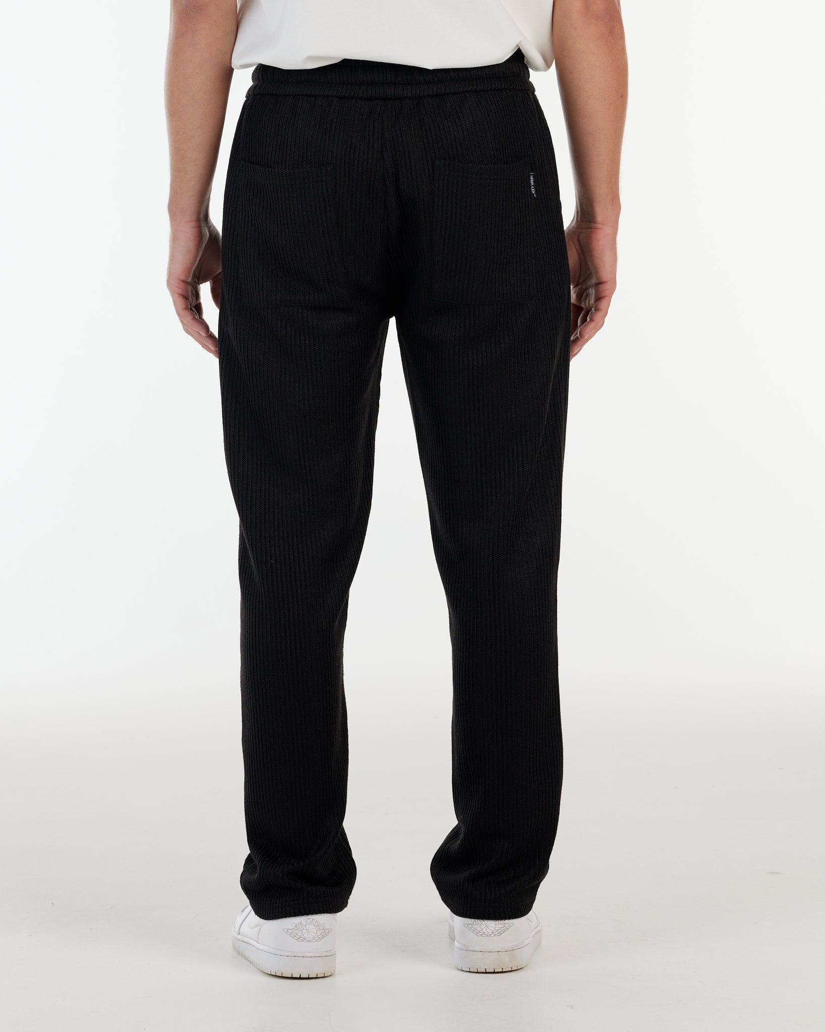 THE HAMPTON KNITTED PANT