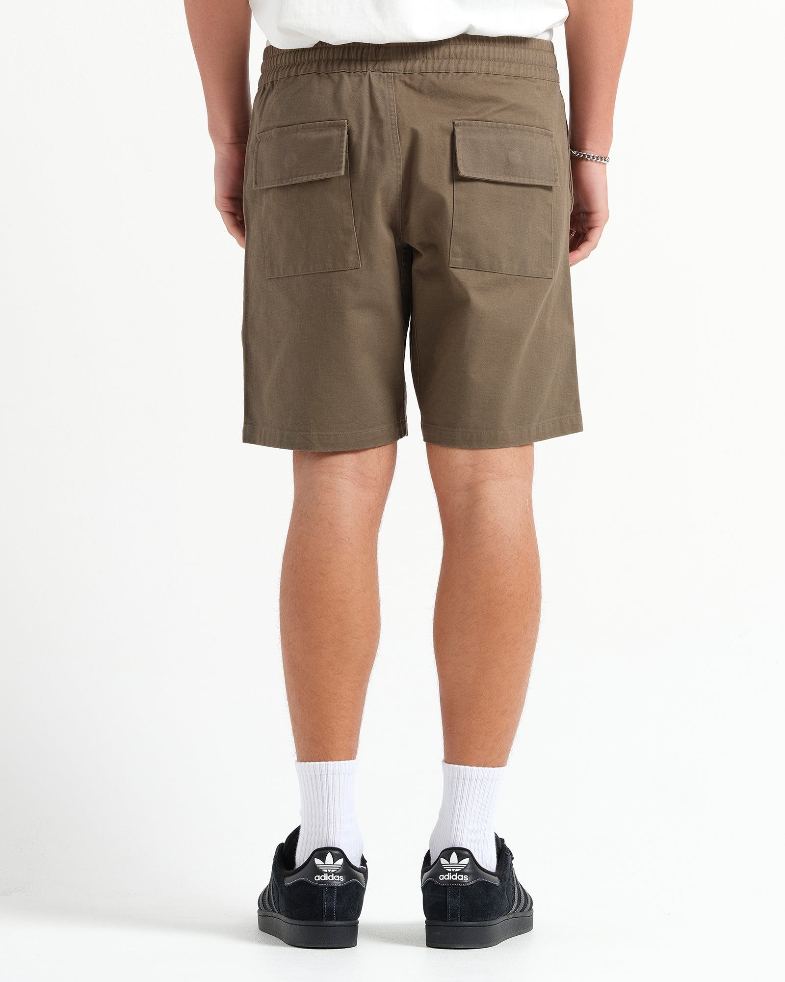 THE VILLA SHORT