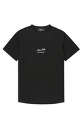 THE SIGNATURE T-SHIRT