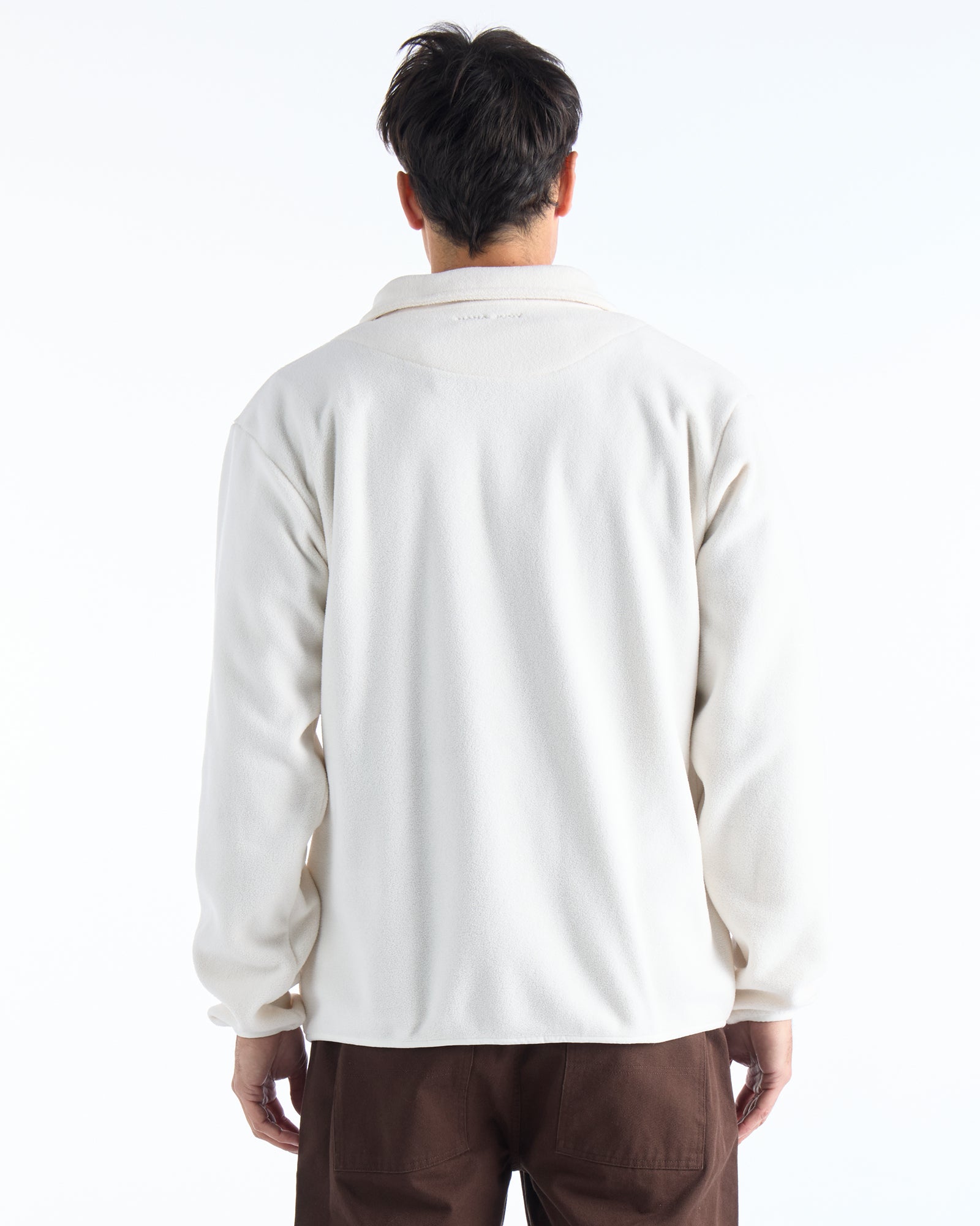 THE CLASSIC QUARTER ZIP SWEATER