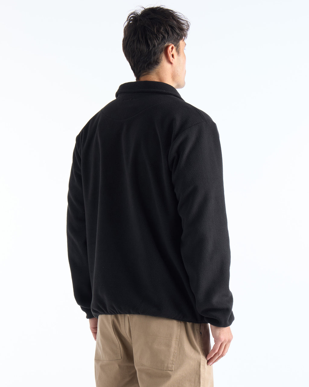 THE CLASSIC QUARTER ZIP SWEATER