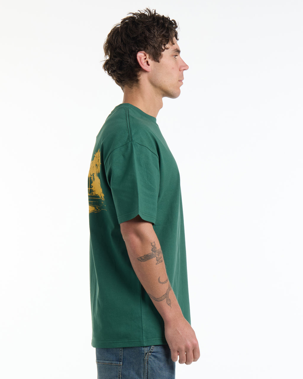 THE MANOIR T-SHIRT