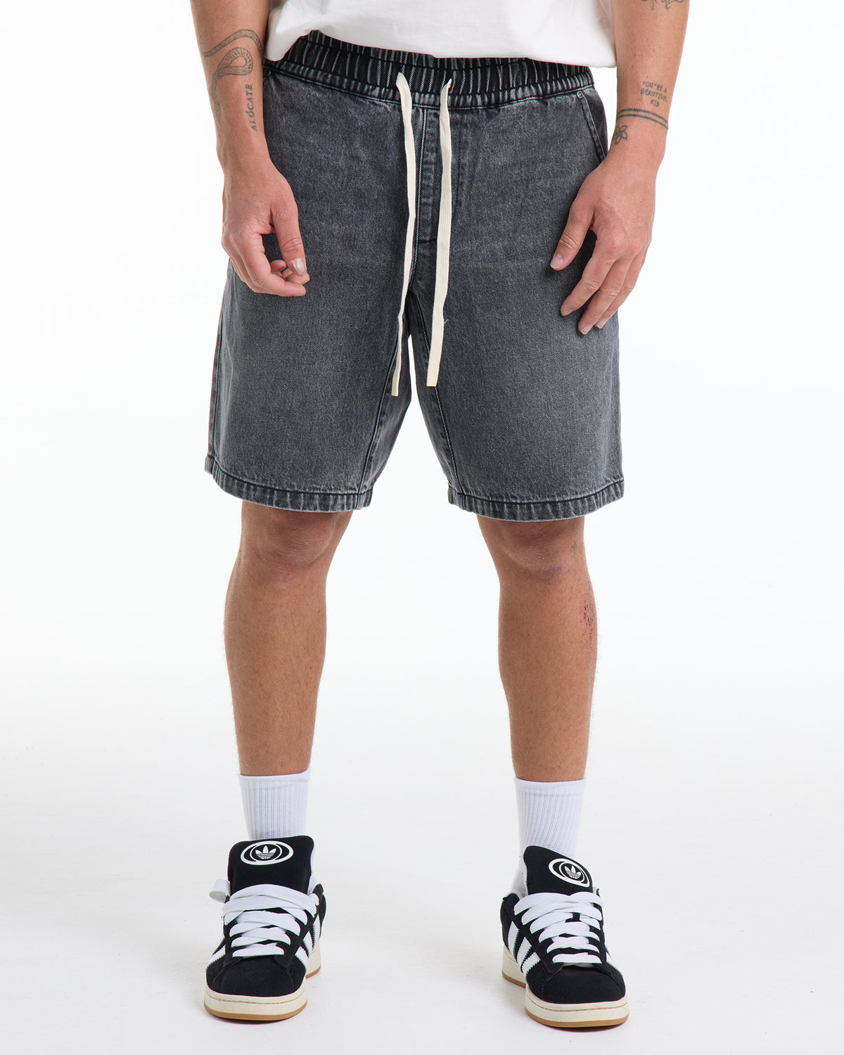 THE VILLA DENIM SHORT