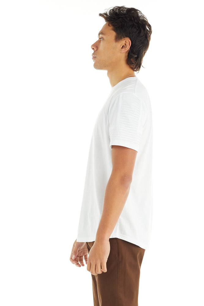 THE MAVERICK TEE