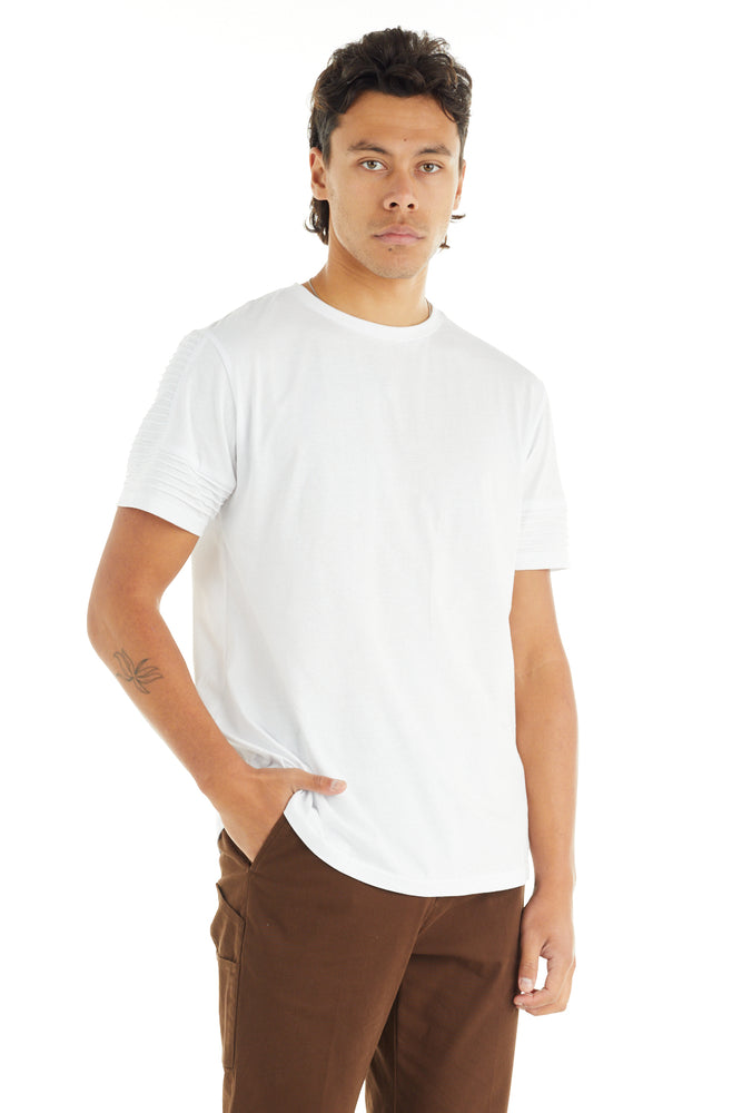 THE MAVERICK TEE